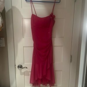 Sparkly, flattering party/prom dress